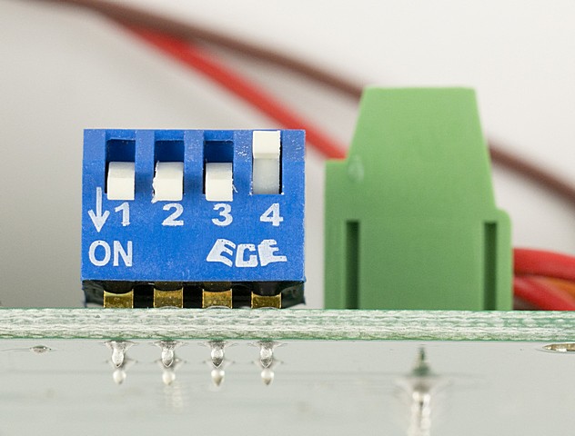 Detalle de como deben configurarse los interruptores del circuito MD22