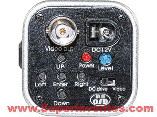Las opciones del menu se controlan desde la botonera de la parte posterior. Clic para ampliar