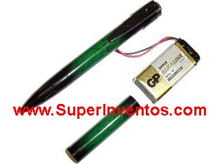Alimentacion mediante pila de 9v externa con la ayuda del adaptador incluido