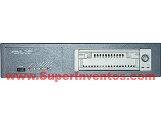 Frontal del servidor de video FlexWATCH 5440. Clic para ampliar