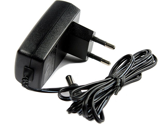 ALIMENTADOR ELECTRONICO 12V 0,5AMP ESTABILIZADO. Clic para ampliar