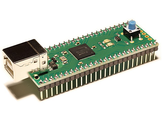 MICROCONTROLADOR PIC32MX795F512H CON USB. Clic para ampliar