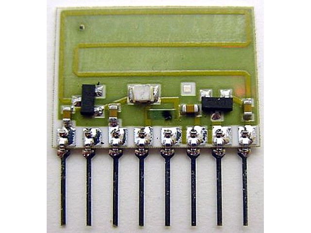 CONMUTADOR ANTENA TX - RX. Clic para ampliar