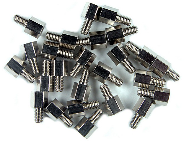 SEPARADOR HEXAGONAL M3 MACHO HEMBRA 5 MM 25 U. Clic para ampliar